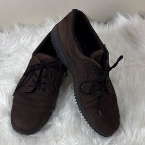 Ecco Brown Suede Lace-Up Oxfords